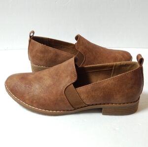 NEW Sofft Eurosoft Brown Shoes Wayfield Faux Leather Comfort Loafers Size 7.5M